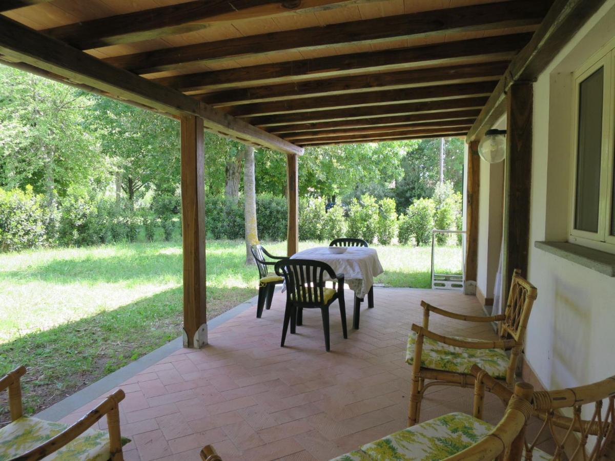 Holiday Home Chalet Del Lago By Interhome Болсена Екстериор снимка